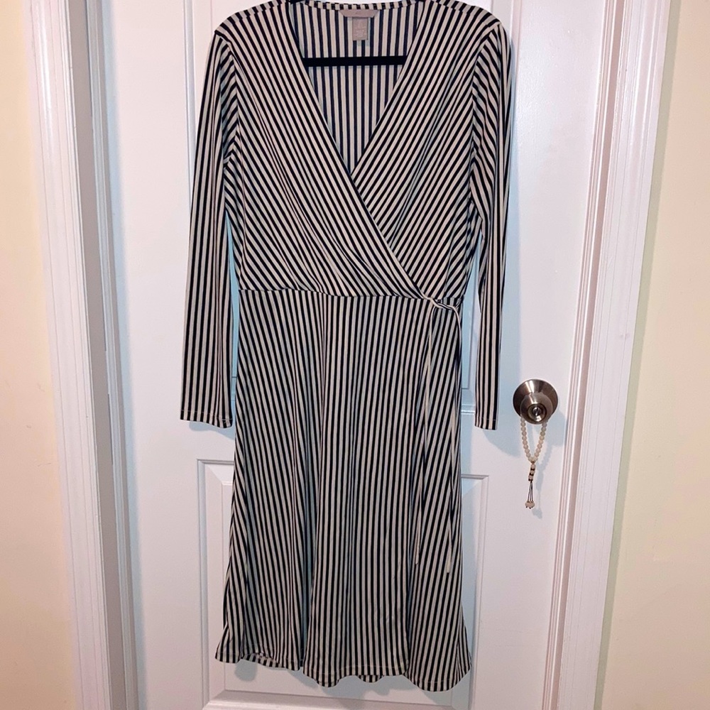 H&M Striped Midi Dress